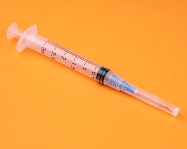 3 mL Luer Lock Syringe with 23G × 1″ Needle (Pack of 100) - Image 3
