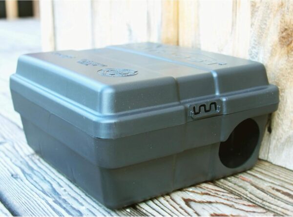 Outpost Rat Bait Station: Tamper-Resistant Station That Mounts Horizontal or Vertical - Image 5