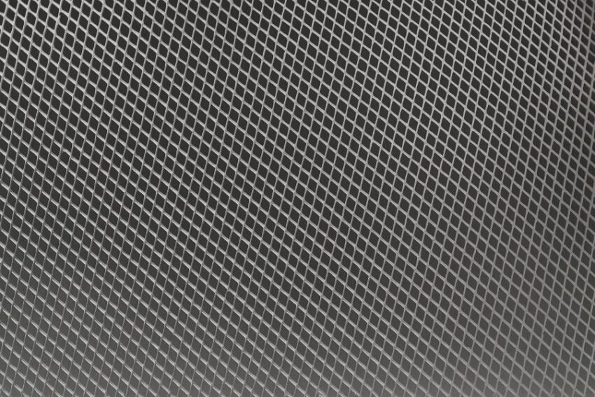 white expanded aluminum sculpting mesh with small diamond openings